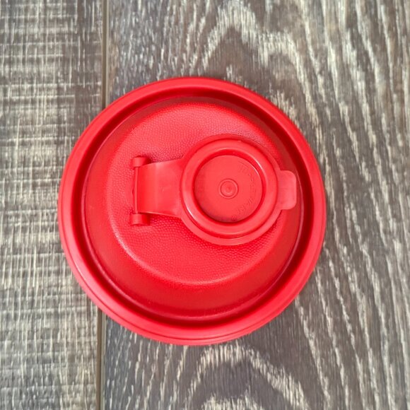 Tupperware Quick Shake Container with Insert - Picture 13 of 16